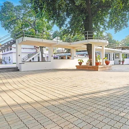 Hotel O Summer House Daman Exterior foto